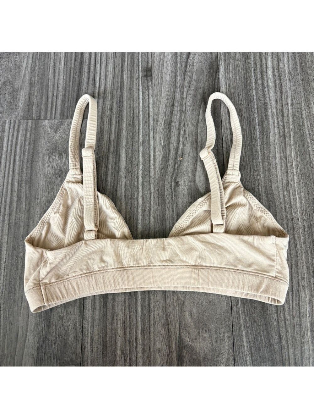 Skims Womens Nude Triangle Bralette in Nude - Picture 2 of 3